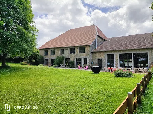 Gite d'Étape et de Groupe Entre Loue et Lison
