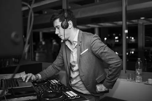 Dj Mariage Pays Basque - Clément Laparra & Associés