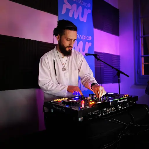 Dj T.ra, Disc Jockey Rhônes-alpes / Suisse + Apprentissage Mix Dj (cours d'1h À Annecy)