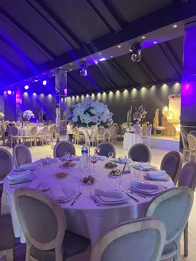 Ritz Plazza