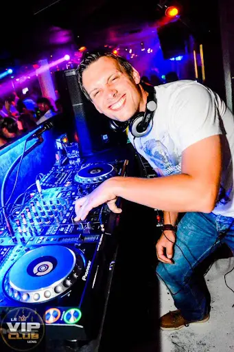 Dj E-flau! - Dj Pour Vos Événements Particuliers et Pros - Béthune