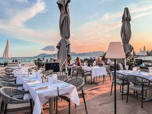 Vilebrequin la Plage Cannes