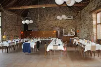 Auberge Maison Neuve (restaurant, Chambres, Gite, Camping)