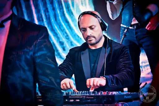 Dj Live / One Dream One Event