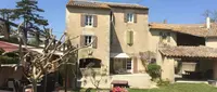 Le Moulin de Milan : Gites de Vacances Entre Alpilles et Luberon Avec Piscine, Location de Salle, Espace Bien-être Vaucluse