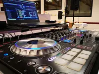 Dj Neeko