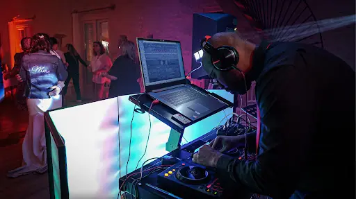 Yossi Zik - Pianiste, Chanteur et Dj