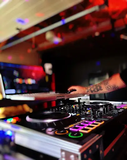 Dj-greg