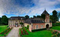 Le Château de Jenlain - Domaine et Salle de Réception / Chambres d'Hôtes
