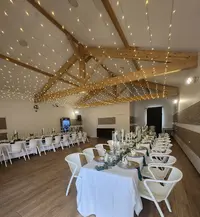 The Room - Salle de Réunion et d'Évènements À Jonage (50 Personnes)