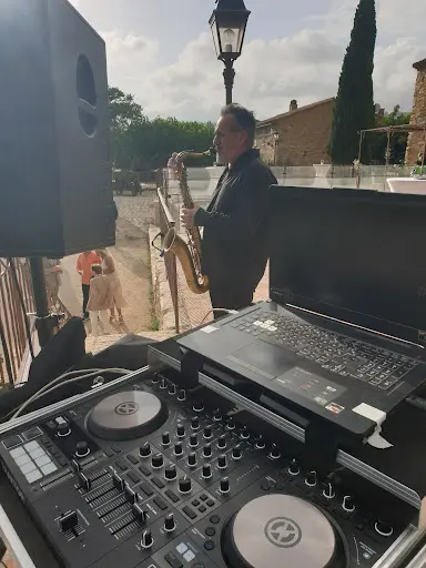 Le Chic Set - Dj Jay, Généraliste & Chic