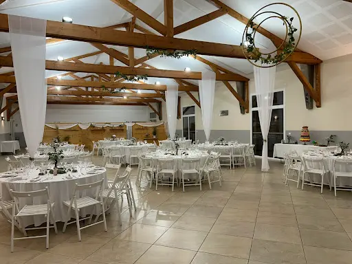 Château des Pertonnières Salle de Réception Beaujolais Dupeuble