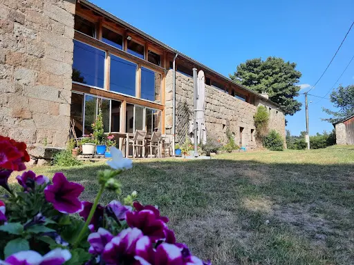 Gîte de Charrey : Gîte À la Campagne Avec Salle de Réception, Idéal Randonnées, Gîte de Groupe, en Haute-loire