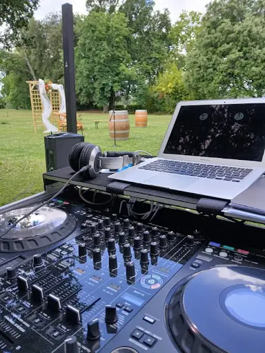Nuit de Folie Sonorisation - Dj