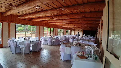 Location de Salle B-l-a-c Farm