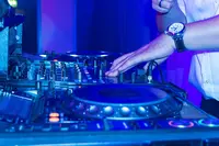 Dj Mariage Lyon - Dj Professionnel Certifié Par l'Ucpa Dj School