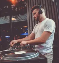 Thèo / Dj