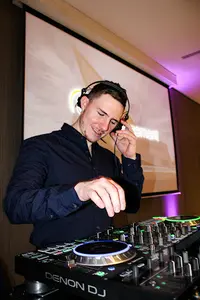 Aron Cluster - Event Dj