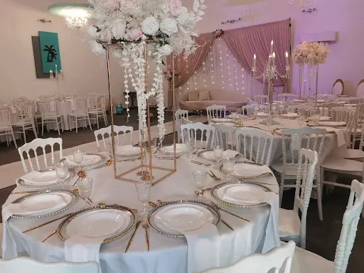 La Boite À Merveille Salle de Réception Mariage, Baptêmes, Anniversaires