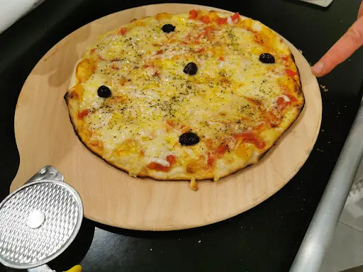 Ô Bonnes Grillades Avec Salle de Réception la Boîte À Merveilles