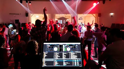 Fêtes Comme Chez Vous - Dj Paris