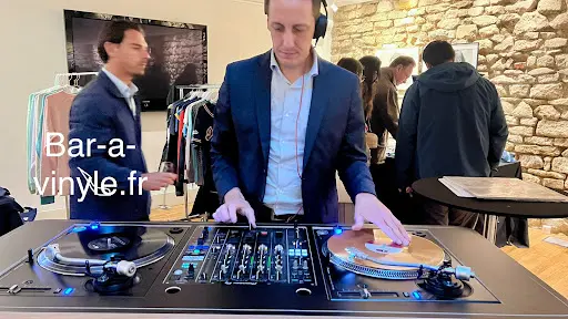 Bar À Vinyles
