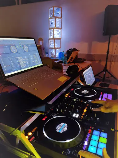 Sono Galaxie 1-dj Maxime