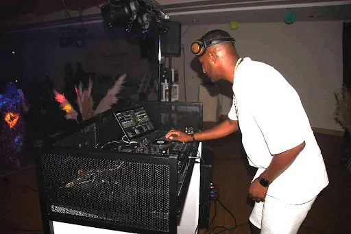 Dj Nook