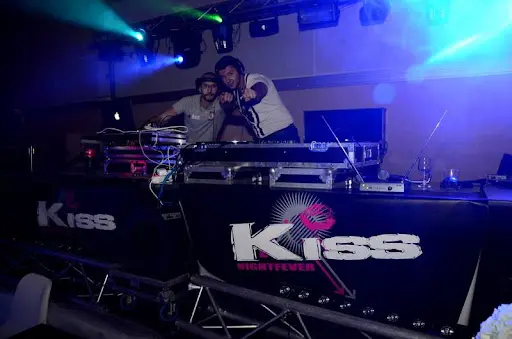 Animation Kiss Evénementiel