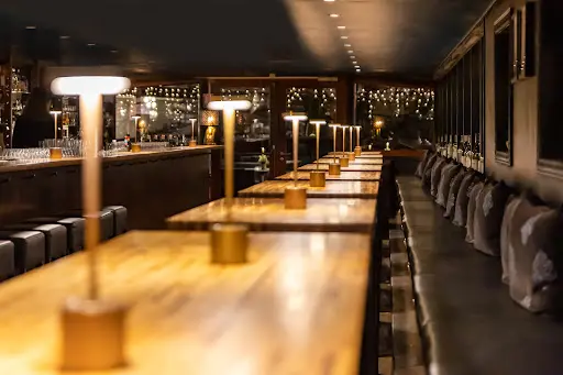 Ill Vino • Bar
