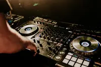 Nanobox - Dj Mariage Toulouse | Animation Événementielle