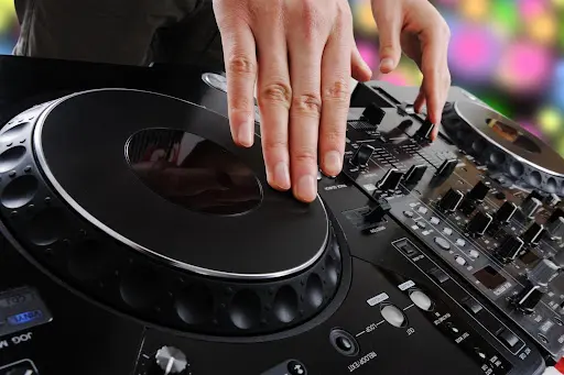 Zebigteuf - Dj Animation Mariages et Soirées Toulouse et Région 31