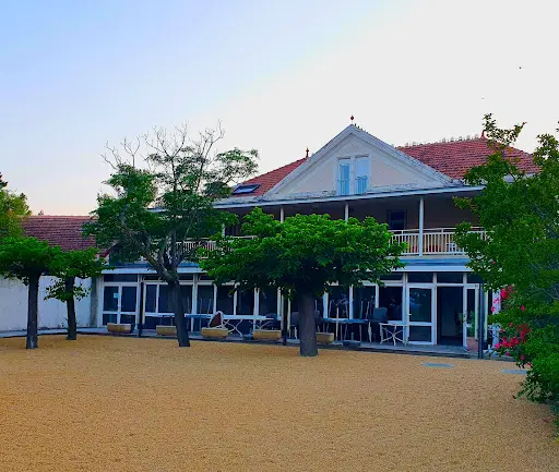 Ymca Gard Pont d'Avignon - Auberge Collective
