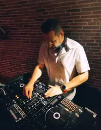 Dj Sam Osca